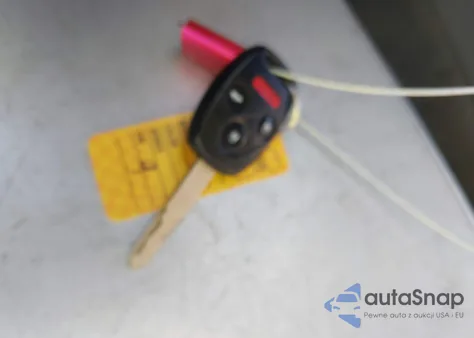 2012 Honda Civic Hybrid from USA, damaged, VIN JHMFB4F39CS008618